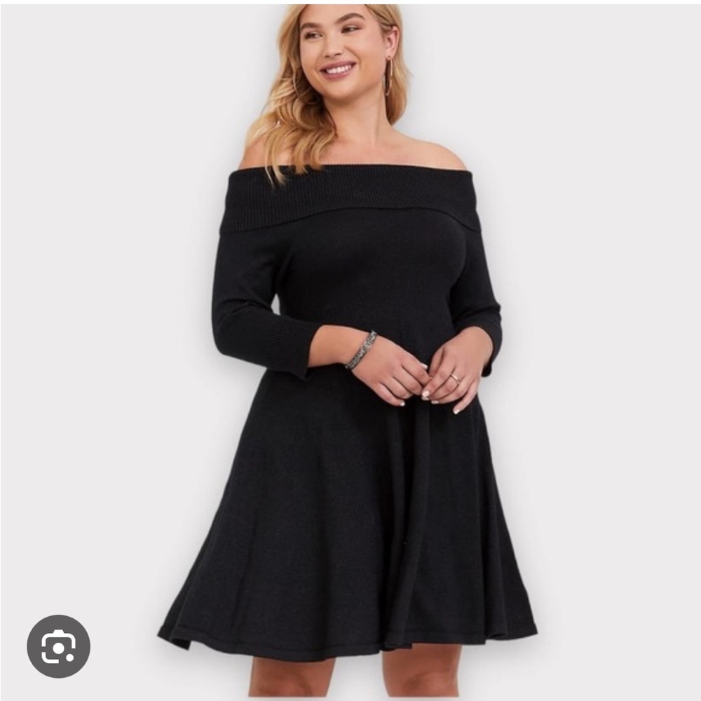 TORRID BLACK SHIMMER OFF THE SHOULDER SWEATER DRESS NEW WITH TAGS size 1 - Picture 3 of 8